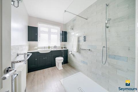 23 Johnston Walk, Guildford, GU2 9XR