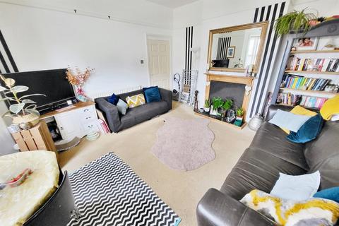 2 bedroom flat for sale, Bournemouth