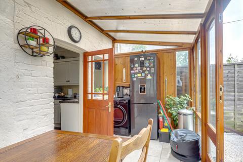 29 Avenue Road, Westcliff-on-sea, SS0 7PN