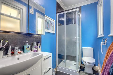 29 Avenue Road, Westcliff-on-sea, SS0 7PN