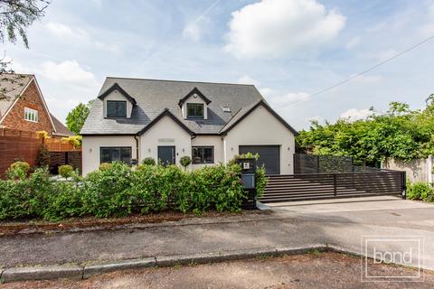 4 bedroom detached house for sale, South View Road, Chelmsford CM3