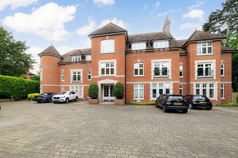 2 bedroom flat for sale, New Dover Road, Canterbury, CT1