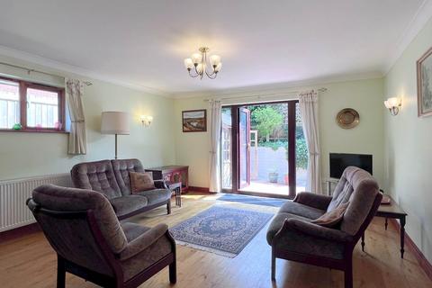 19 Crabtree Green, Llandrindod Wells, LD1 6EP