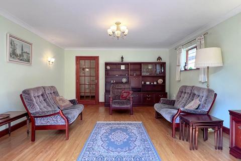 19 Crabtree Green, Llandrindod Wells, LD1 6EP