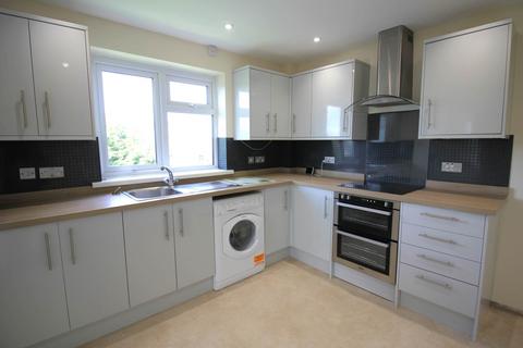 2 bedroom flat for sale, Hill View Court, Milton