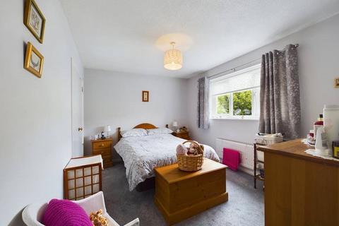 3 bedroom detached house for sale, Hillcot Close, Quedgeley, Gloucester, GL2