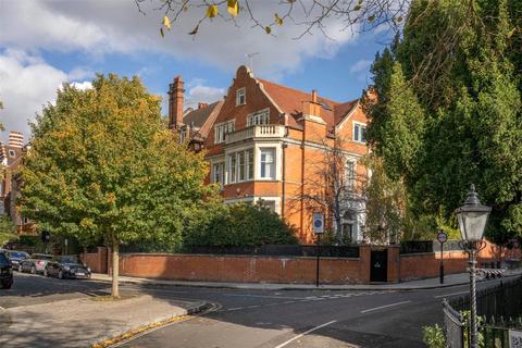 8 bedroom detached house for sale, Frognal Gardens, Hampstead, London