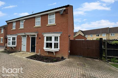 3 bedroom semi-detached house for sale, Oak Manor View, Great Leighs