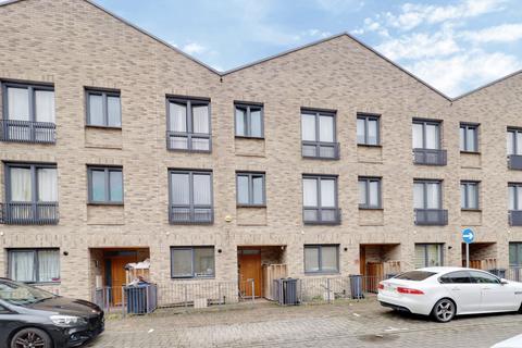27 Baynes Crescent, Dagenham, RM10 9AF