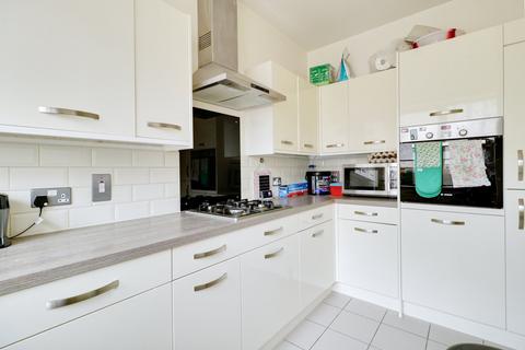 27 Baynes Crescent, Dagenham, RM10 9AF