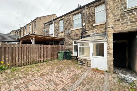 2 bedroom terraced house to rent, Manchester Road, Huddersfield, West Yorkshire, UK, HD4
