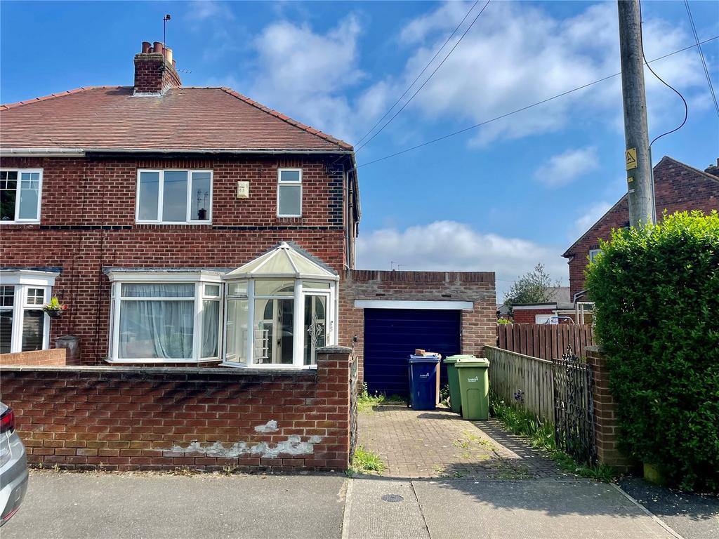 Oxford Avenue, Washington, NE37 3 bed semidetached house for sale £