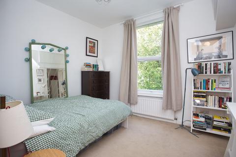1 bedroom flat for sale, Dover Road, Folkestone, CT20