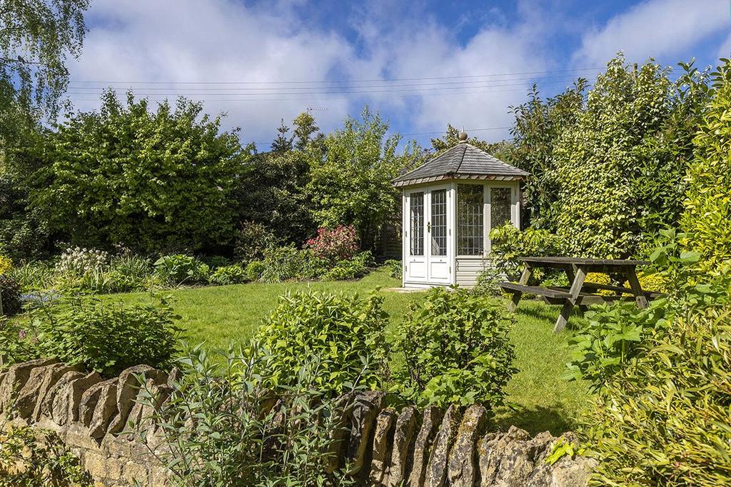 Lawned Garden