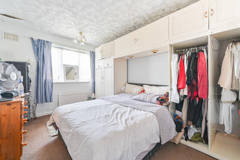 3 bedroom semi-detached house for sale, Howbury Road, Nunhead, London, SE15