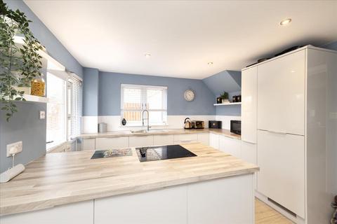 57 Moat View, Roslin, EH25 9NZ