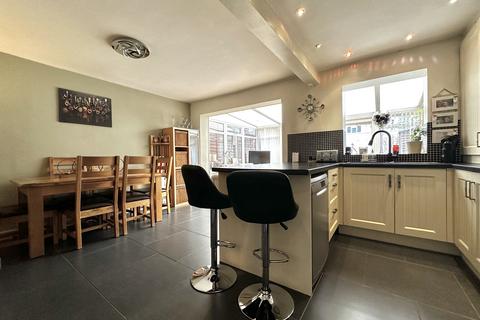 4 bedroom house for sale, Colne Way, Watford, WD24
