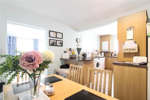 2 bedroom bungalow for sale, Briarwood Drive, Leigh-on-Sea, Essex, SS9