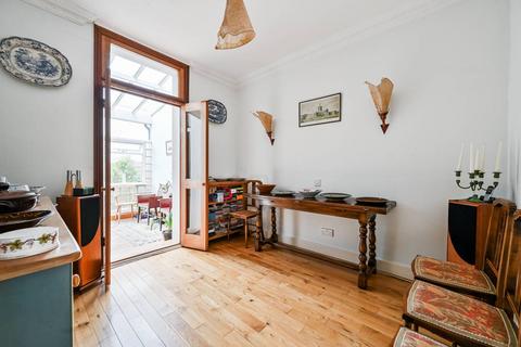 2 bedroom terraced house for sale, Sutton Street, Shadwell, London, E1