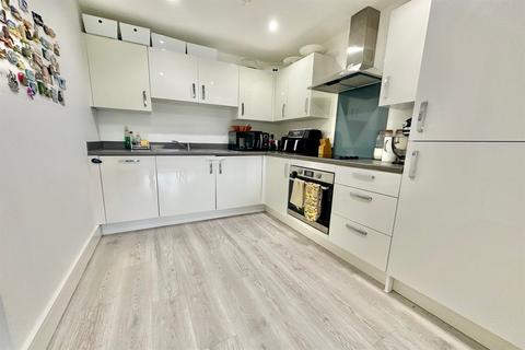 1 bedroom flat for sale, Flitch End, St. Johns Avenue, Braintree, CM7