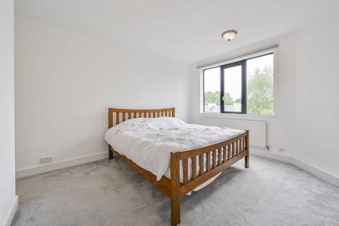 3 bedroom flat for sale, Wellington Road, St John's Wood, London, NW8