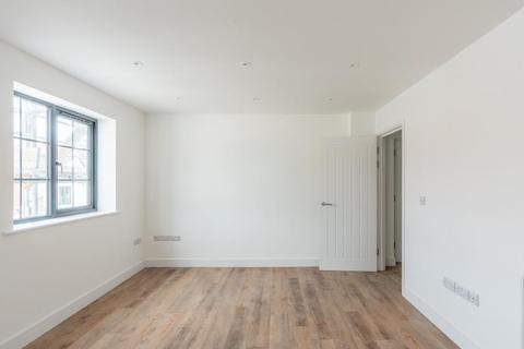 undefined, Gloucester Road, Bristol BS7