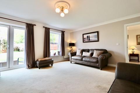 14 Dannog Y Coed, Barry, CF63 1HF