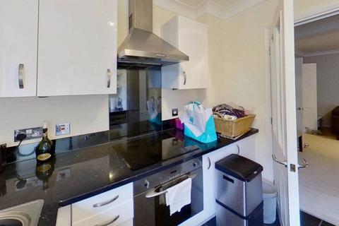 2 bedroom flat to rent, Back Church Lane, Aldgate, London, E1