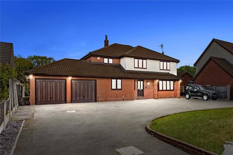 5 bedroom detached house for sale, North Drive, Mayland, Chelmsford, CM3