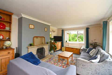 2 bedroom detached bungalow for sale, Laxfield, Suffolk
