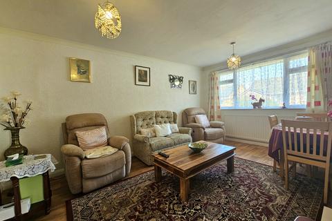 15 Harding Crescent, Tiverton, EX16 6JR
