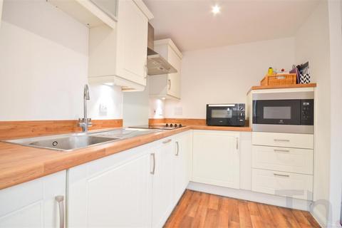 1 bedroom flat to rent, East Cowes PO32