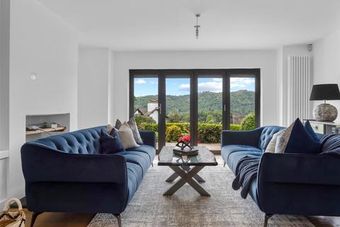 Biskey Rise Helm Road, Bowness On Windermere, Windermere, LA23 3AY
