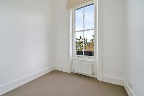 2 bedroom flat to rent, Tregunter Road, SW10