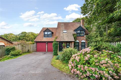 4 bedroom detached house for sale, Tarragon Way, Reading RG7