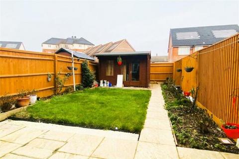 4 bedroom terraced house for sale, Holywell Way, Staines-Upon-Thames, TW19
