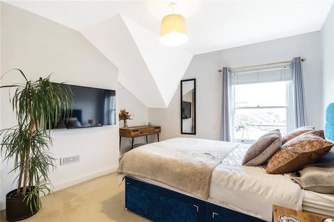 2 bedroom apartment for sale, Alexandra Drive, London