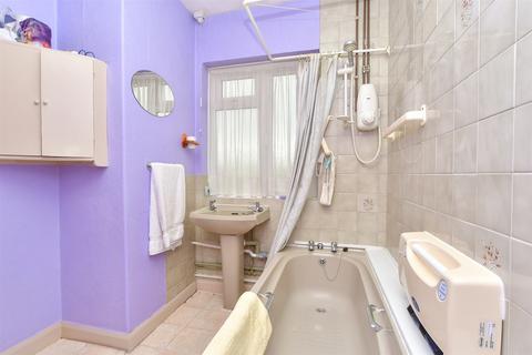 7 Bramblehill Road, Faversham, ME13 7HU