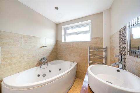 76 Jubilee Drive, Ruislip, HA4 0PQ