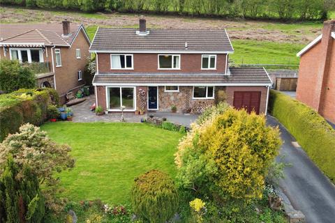 4 bedroom detached house for sale, Penygreen Road, Llanidloes, Powys, SY18