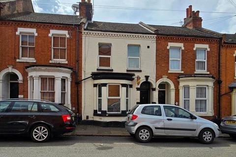 4 bedroom terraced house for sale, Perry Street, Abington, Northampton NN1 4HP