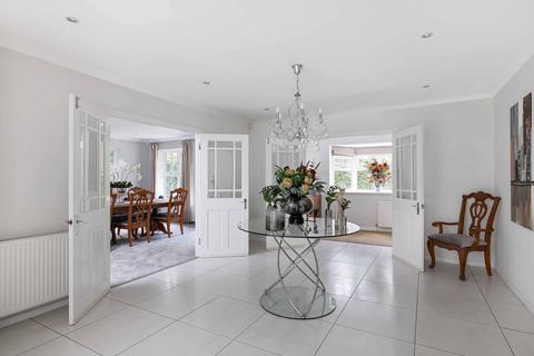 Cranberry Cottage Knowle Grove, Virginia Water, GU25 4JD