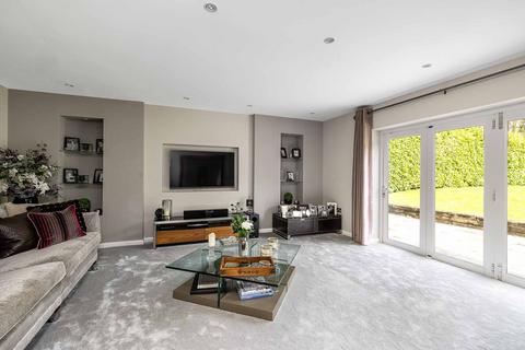 Cranberry Cottage Knowle Grove, Virginia Water, GU25 4JD