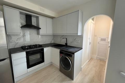 1 bedroom apartment to rent, Oakleigh Road North, London N20
