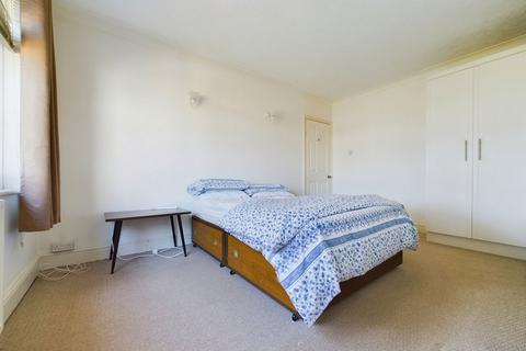 29 Abbey Road, Sompting, Lancing, BN15 0AB