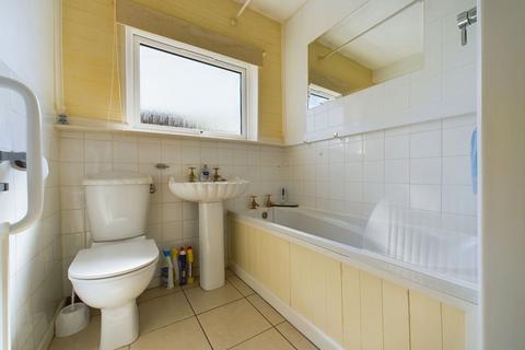 29 Abbey Road, Sompting, Lancing, BN15 0AB