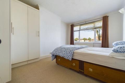 29 Abbey Road, Sompting, Lancing, BN15 0AB