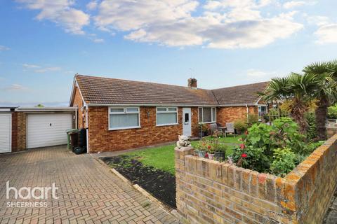 Bayview - 2 bedroom semi-detached bungalow for ...
