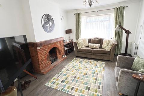 4 bedroom terraced house for sale, 214 Worple Road, Staines-upon-Thames