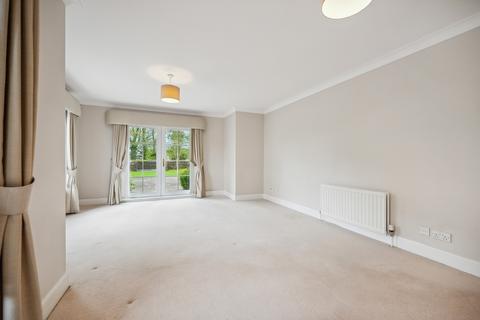 Flat 2, 2 Braid Avenue, Cardross, Dumbarton, G82 5QF